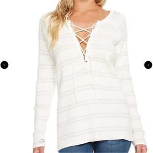 Chaser Lurex rib lace front raglan sweater Size Medium